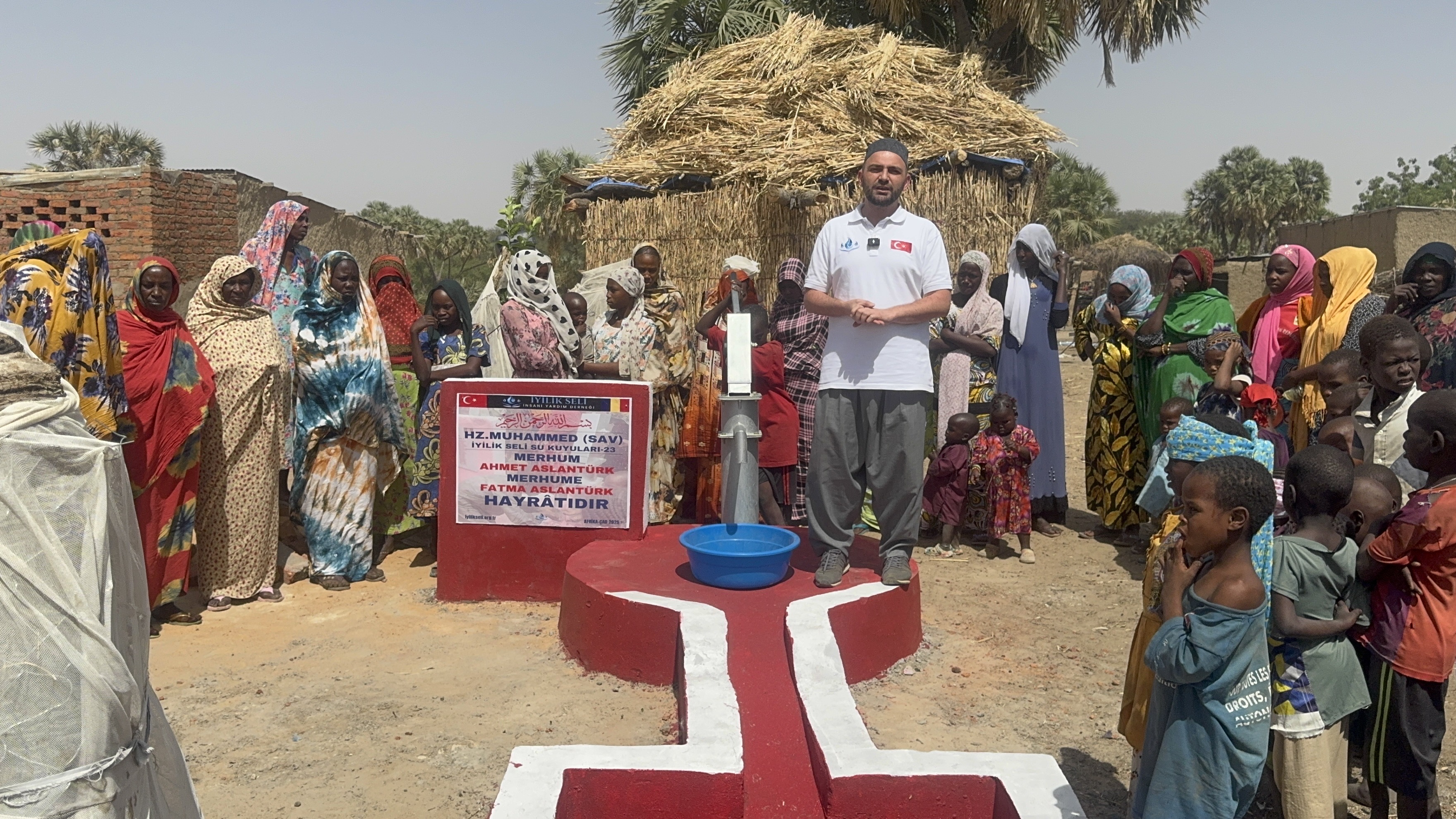 Afrika Su Kuyusu (Tam)