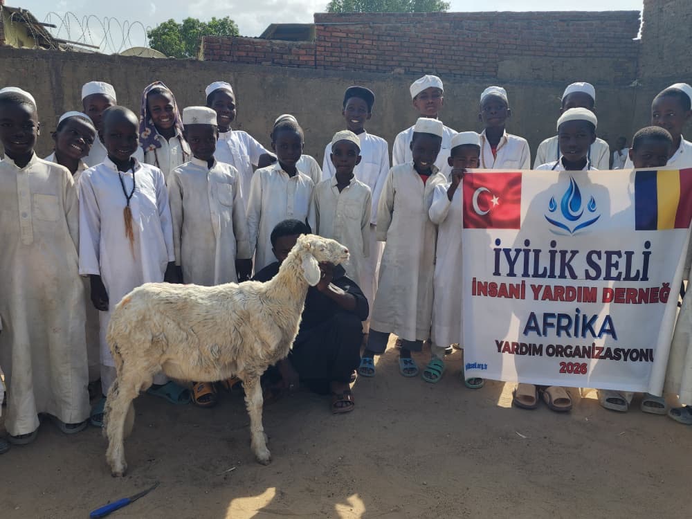 Kurbanlarınız Afrikaya Aş Olsun